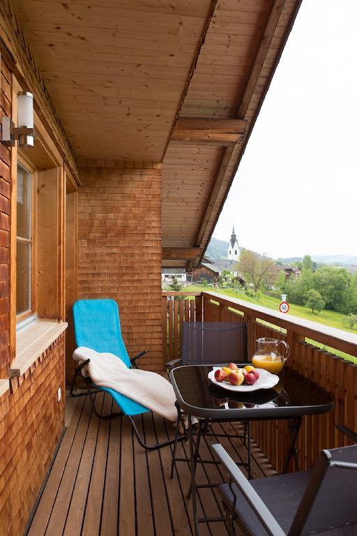 Apartamento Haus Elfriede Schwarzenberg im Bregenzerwald Habitación foto